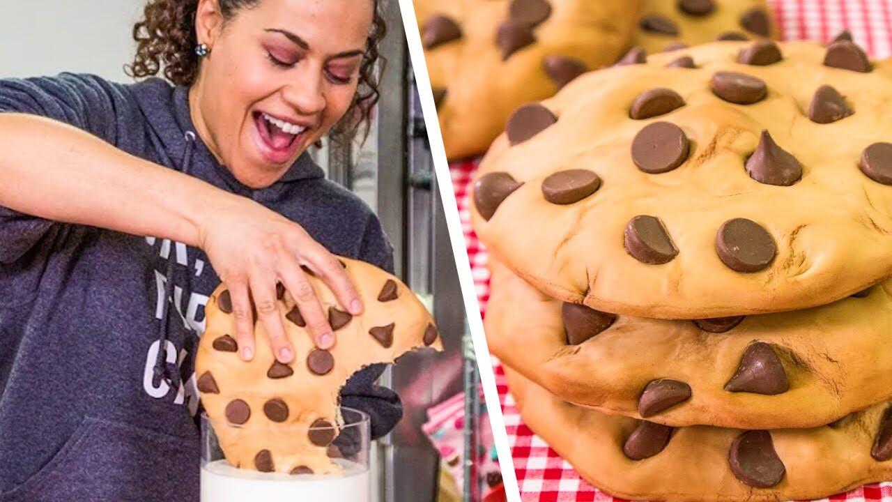 giant-cookies-and-more-for-kids-quarantine-birthday-how-to-cake-it-with-yolanda-gampp 1 maxresdefault 31 compress