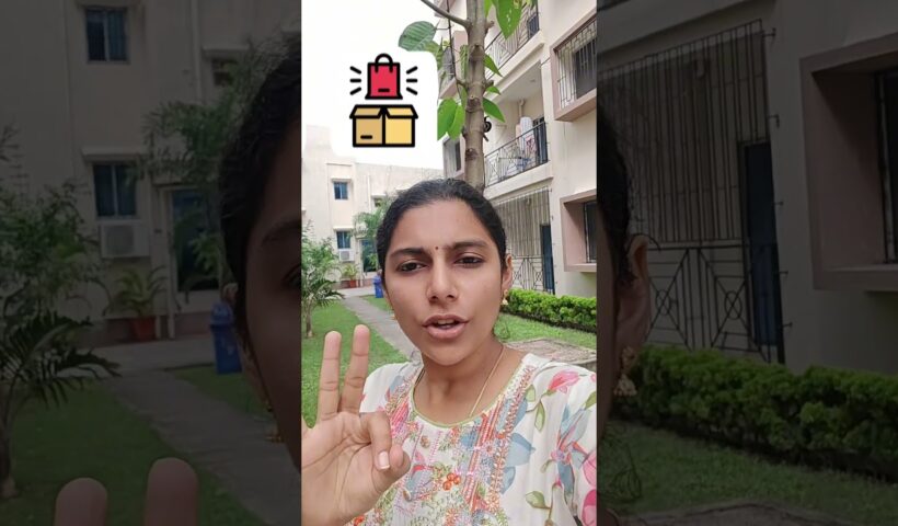 E-commerce la sell panna kudatha Products enna ?