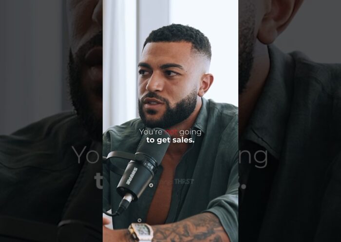 How to build a successful clothing brand online? 👕💰